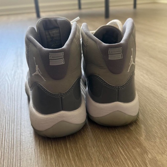 AIR JORDAN RETRO GS “COOL GREY” 11s - Picture 5 of 5